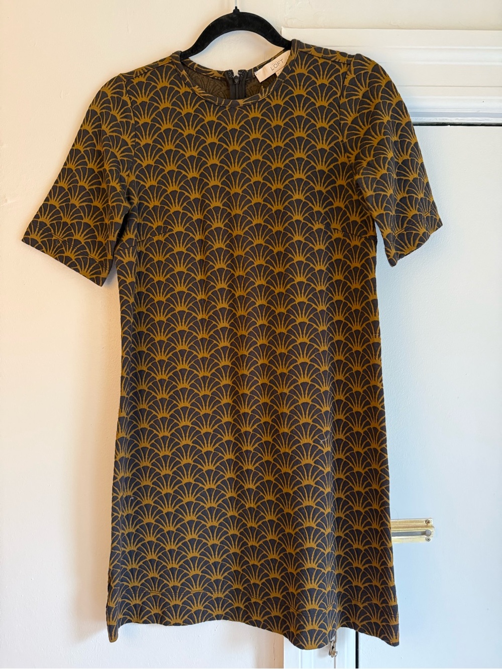 LOFT navy knit Shift Dress with Mustard Fan Print